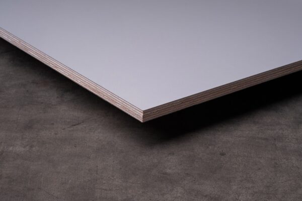 Queenply Multiplex hellgrau